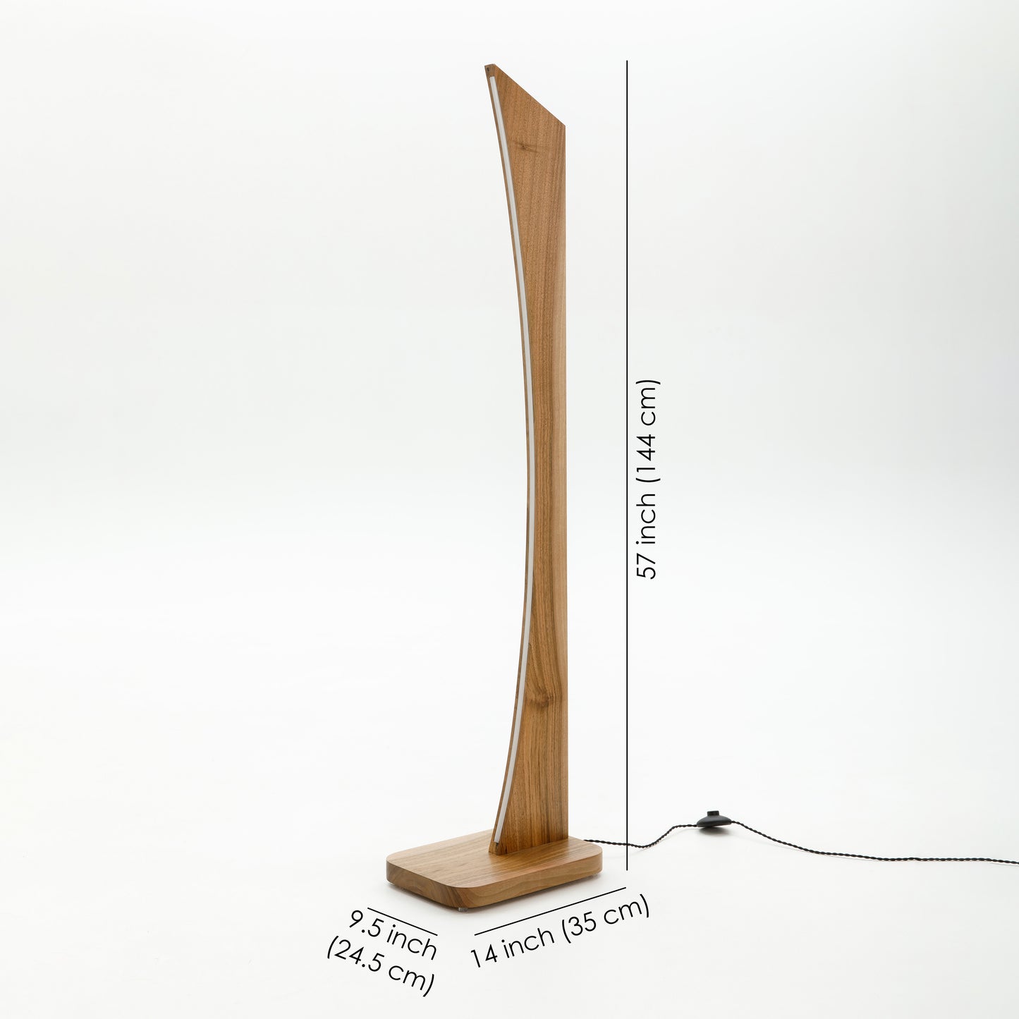 the dimensions of the floor lamp