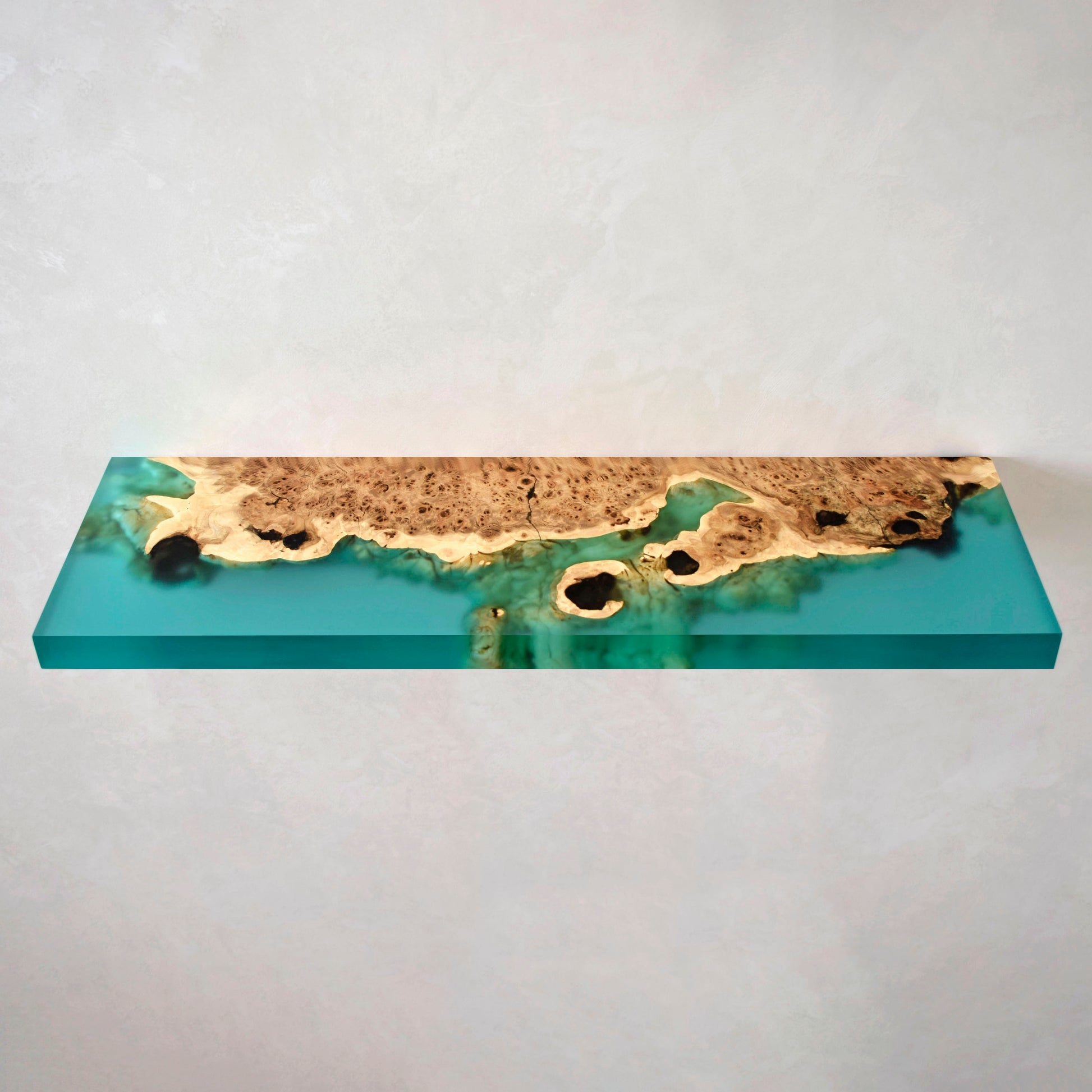 Modern floating shelf