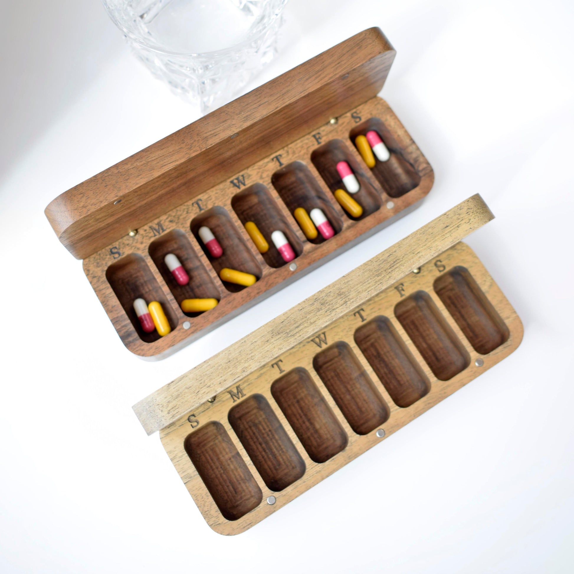 daily pill organizer am pm