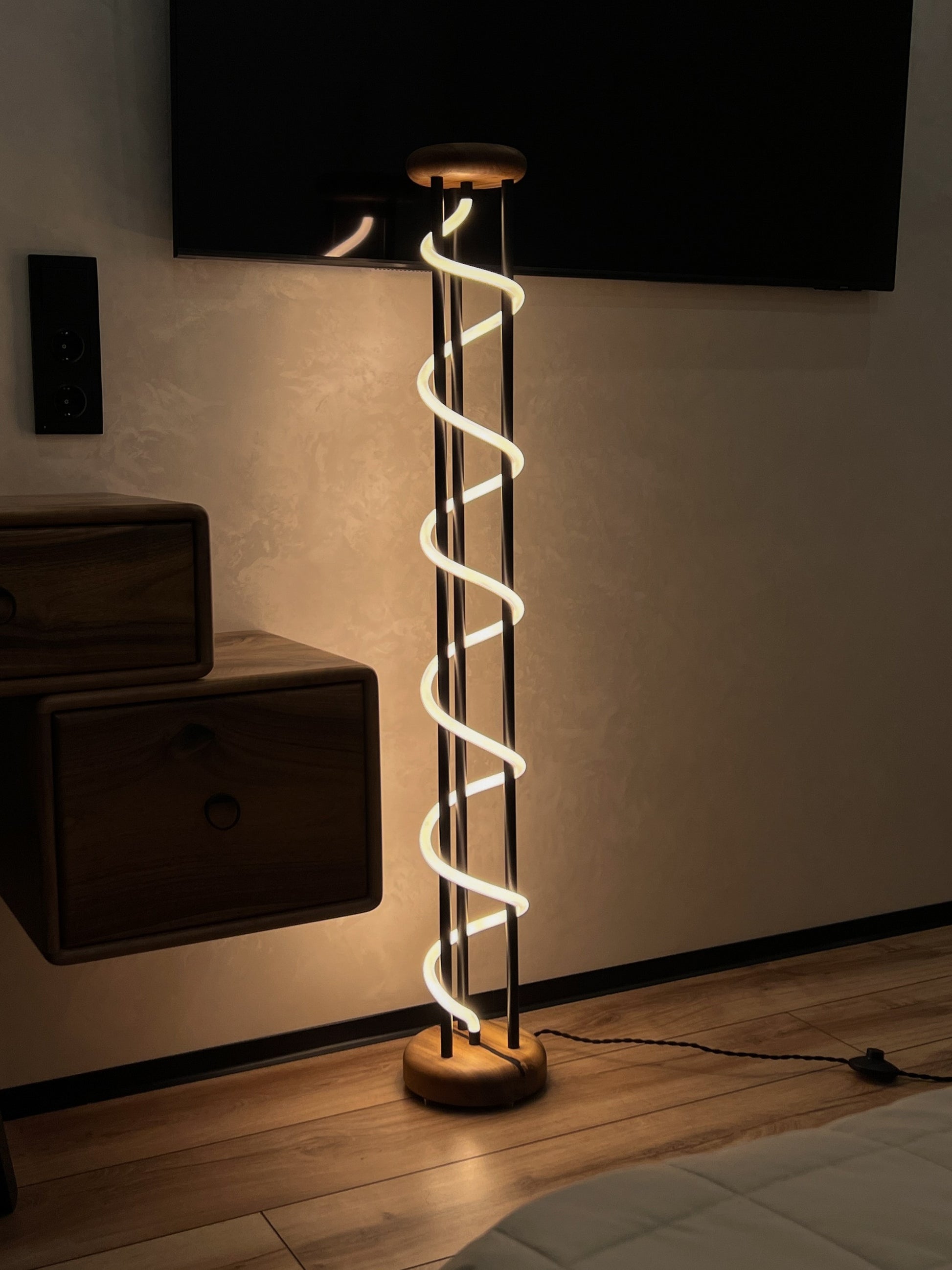  dimmable floor lamp