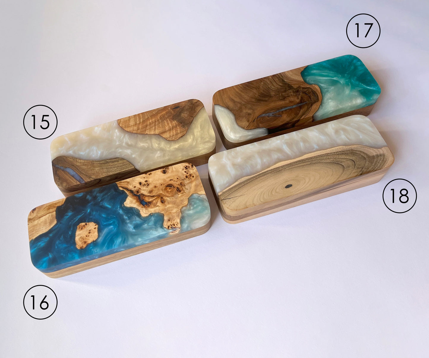 7 day Epoxy Pill Box