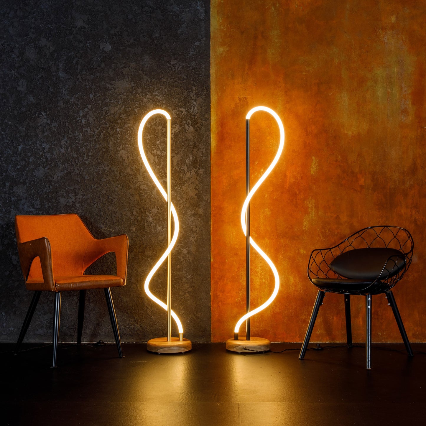 Chester Modern Black Floor Lamp with led light